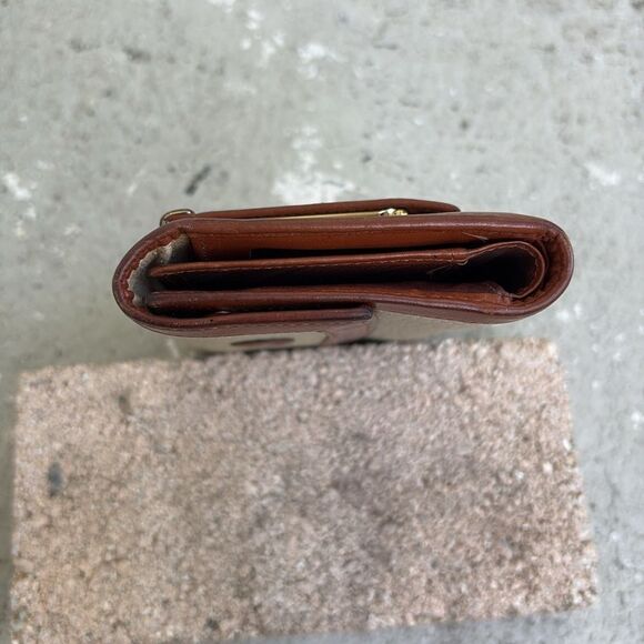 Dooney & Bourke Cream and Brown Clutch wallet - Picture 6 of 10